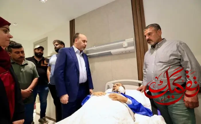 أمين بغداد يتفقد المصابين إثر الاعتداء الدورة ويتكفّل شخصياً بتكاليف علاجهم
